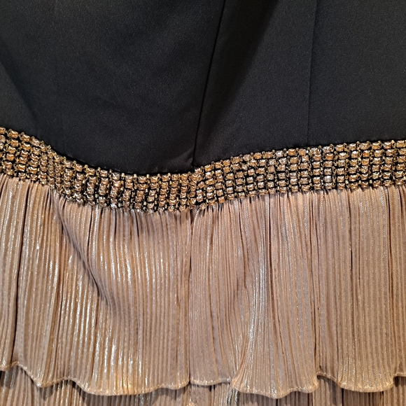 IEENA for MAC DUGGAL 26541 ONE SHOULDER LAYERED RUFFLE GOWN Size 2 - Picture 8 of 11